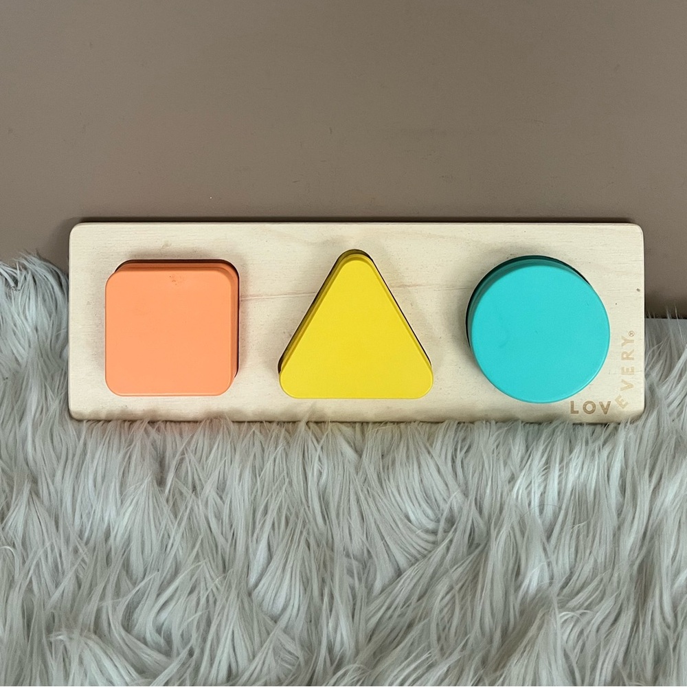 {LOVEVERY} Geo Shapes Puzzle - The Realist Play Kit - Months 19, 20, 21+